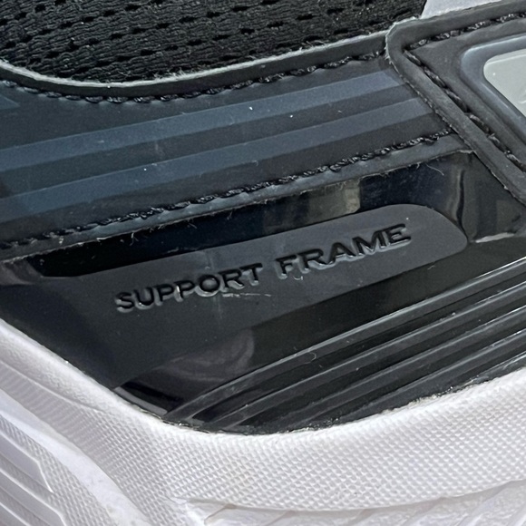 SAUCONY Women’s Size 10.5 Echelon 8 Support Frame FormFit Black Running Shoe - Picture 8 of 11